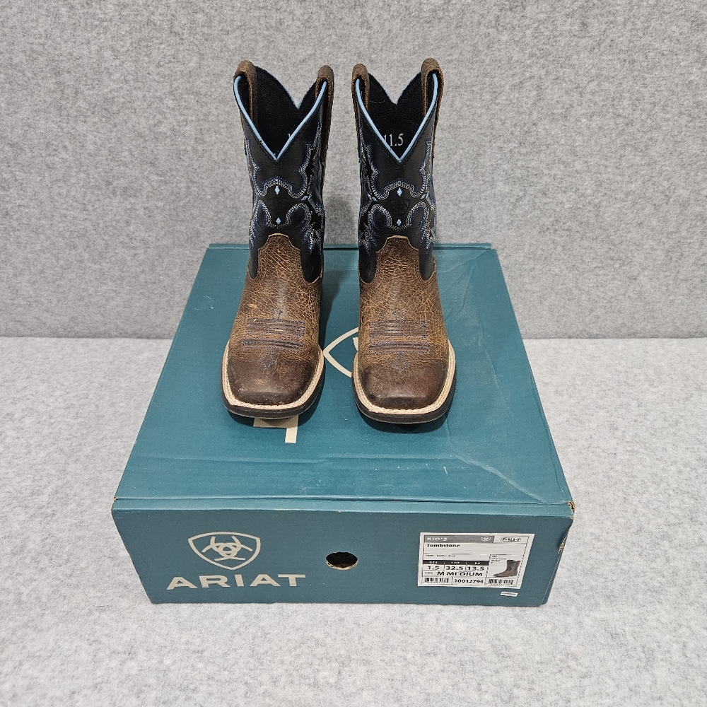 Kids Tombstone Ariat Boots Size 11.5